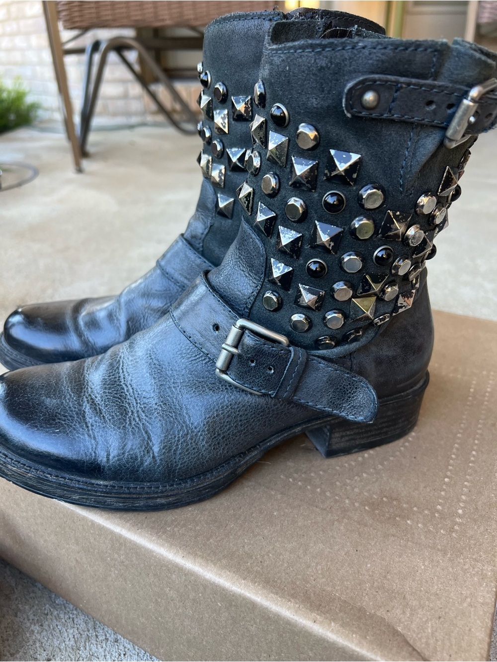 Umbré Dark Navy Studded Leather Ankle Boots - Picture 2 of 4